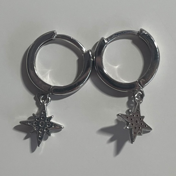 NWOT Sterling Silver Star Huggie Hoop Earrings - Picture 2 of 2